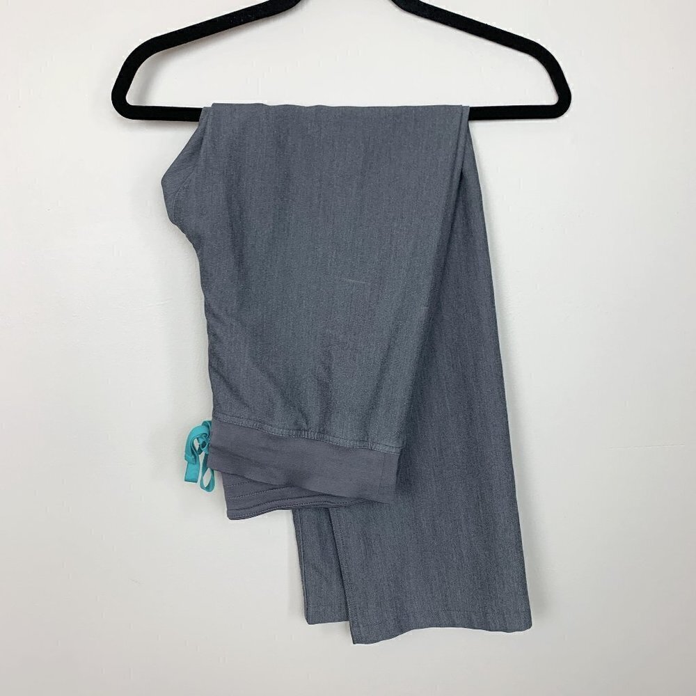 Figs Women's Graphite Livingston Scrub Pant - Size Small Petite